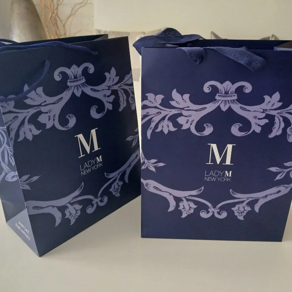 LADY M Cake Boutique - New York - luxury pastry shop (2) Shopping bags